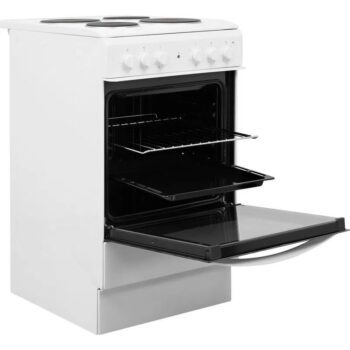 This Indesit electric cooker provides a stylish yet traditional cooking experience in your home